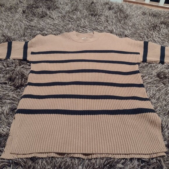 Abercrombie & Fitch Soft A&F Collection Striped Sweater Tunic - Picture 6 of 7